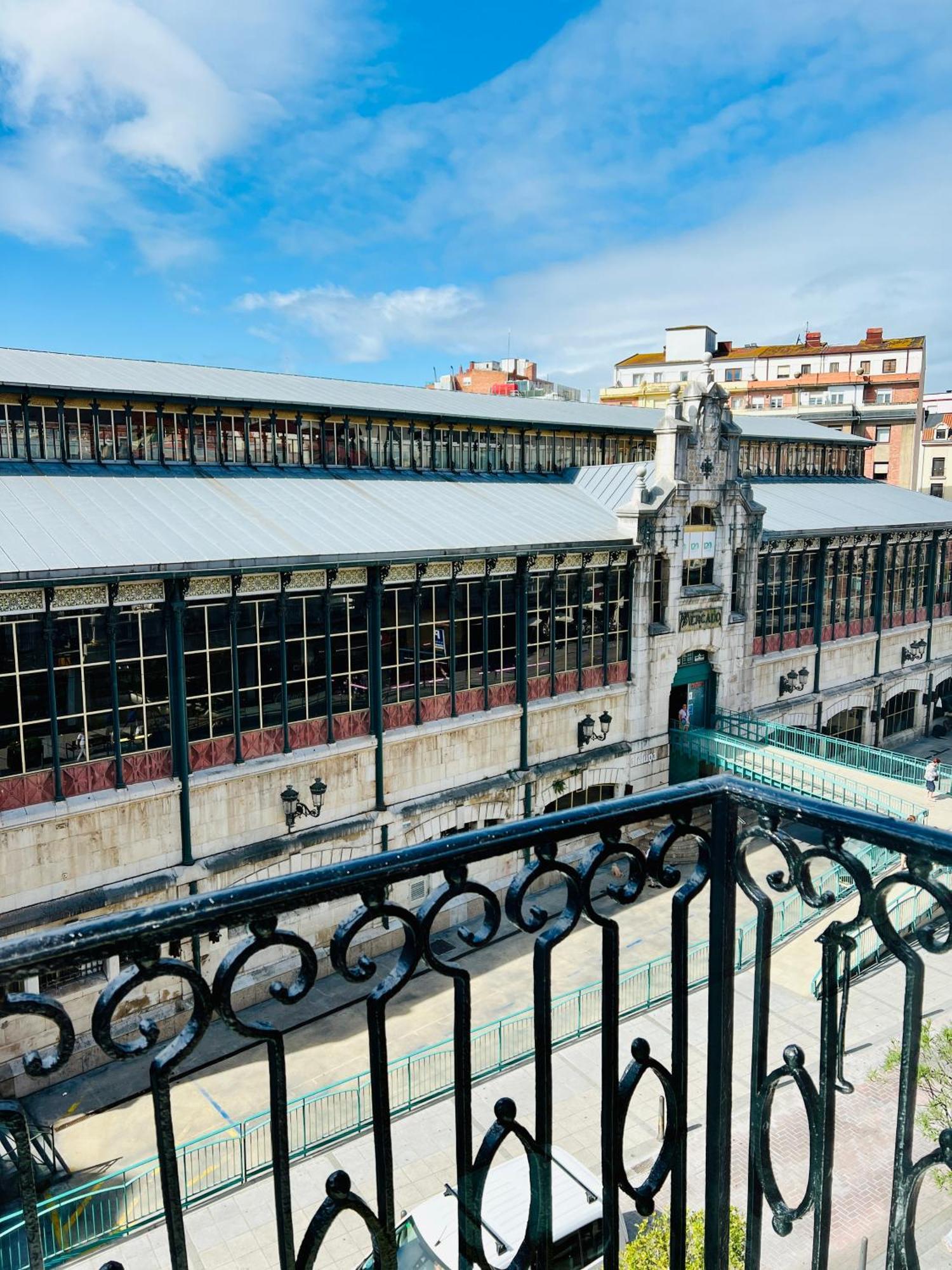Nueva Pension Real Santander Exteriör bild